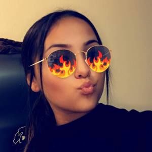 Meet your Posher, Reyna